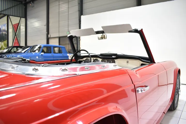 Triumph TR4 21