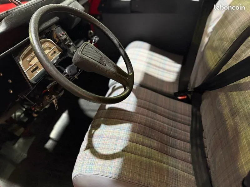 2CV 7