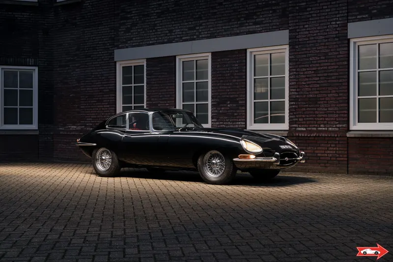 Jaguar E-Type Series I 4.2 Litre 2