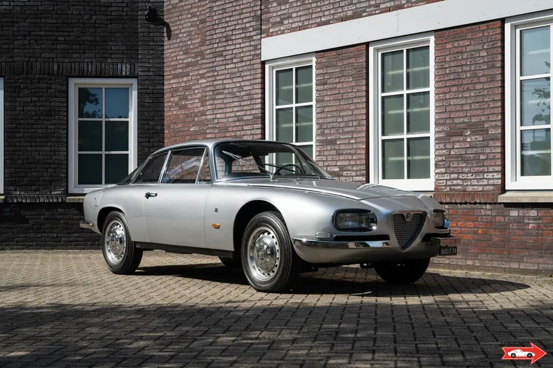 Alfa Romeo 2600 Sprint Zagato 8