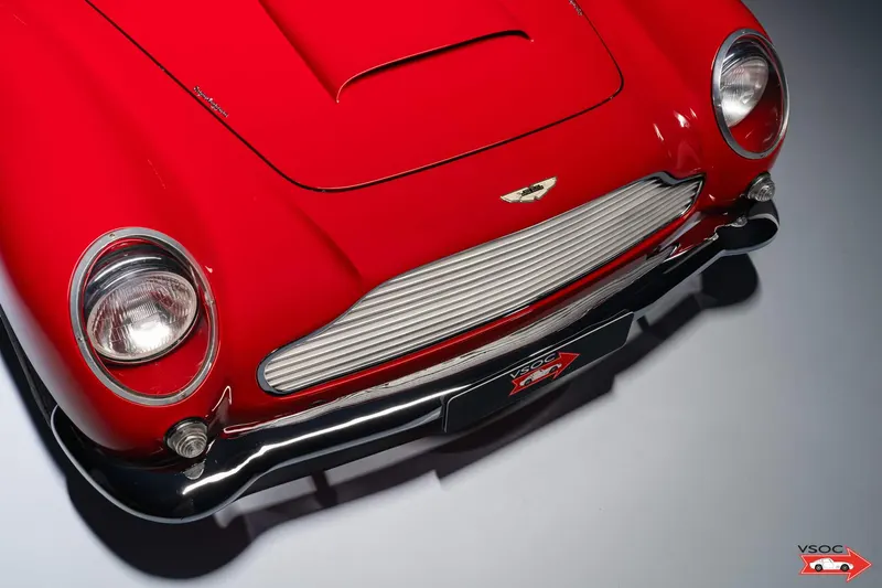 Aston Martin DB4 Series V Vantage 9