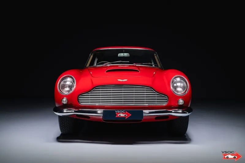 Aston Martin DB4 Series V Vantage 13