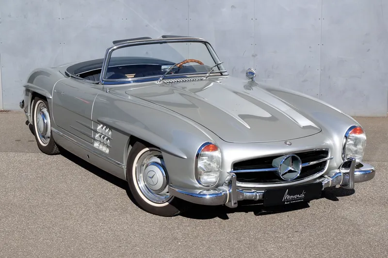 Mercedes-Benz 300 SL Roadster 6