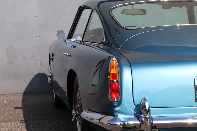 Aston Martin DB4 Serie 1 LHD 10