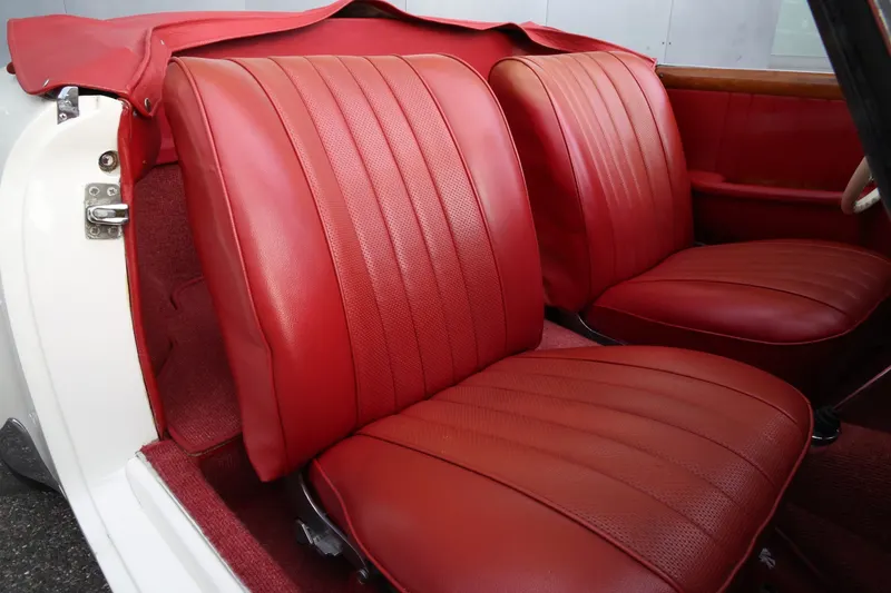 Mercedes-Benz 190 SL Roadster 10