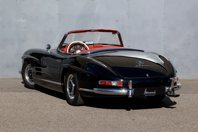Mercedes-Benz 300 SL Roadster 10