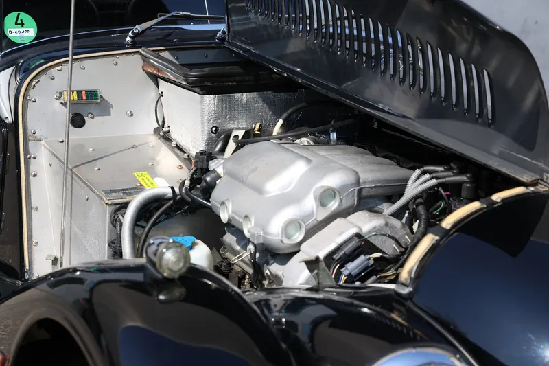 Morgan 3.0 Liter V6 Roadster 6