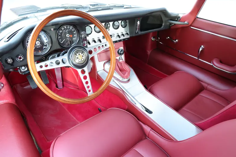 Jaguar E-Type Serie I 3.8 Liter Coupé 7