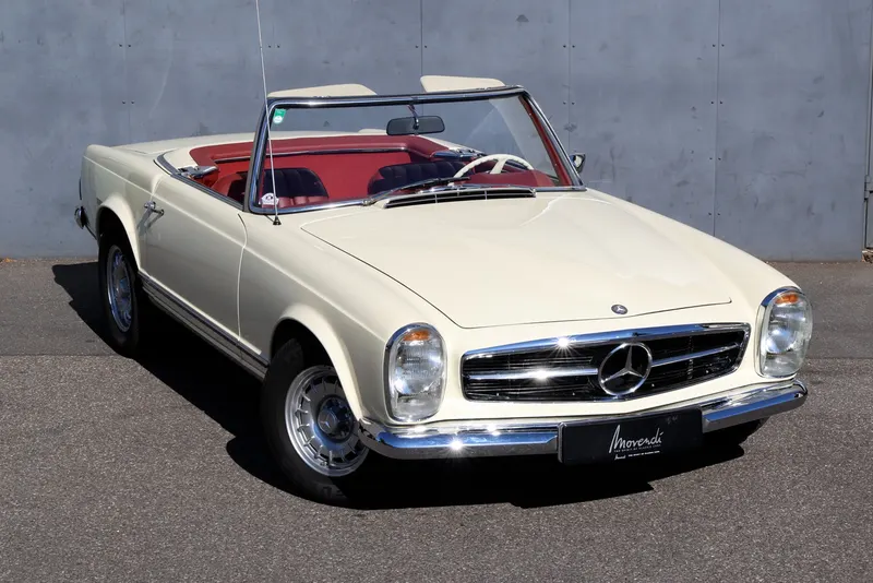 Mercedes-Benz 280 SL Pagode 13
