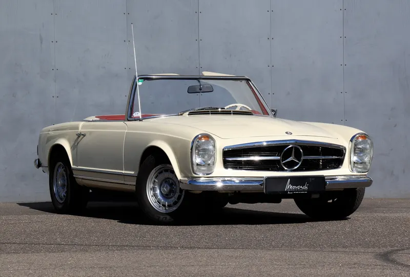 Mercedes-Benz 280 SL Pagode 12