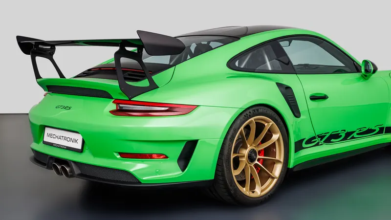 Porsche 911 (991.2) GT3 RS 9