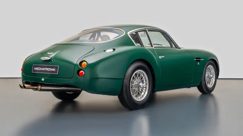 Aston Martin DB4 GT Zagato Continuation 5