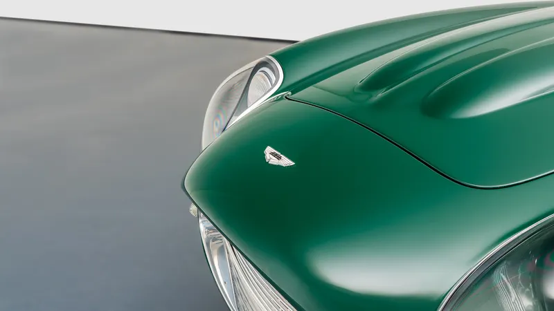Aston Martin DB4 GT Zagato Continuation 9