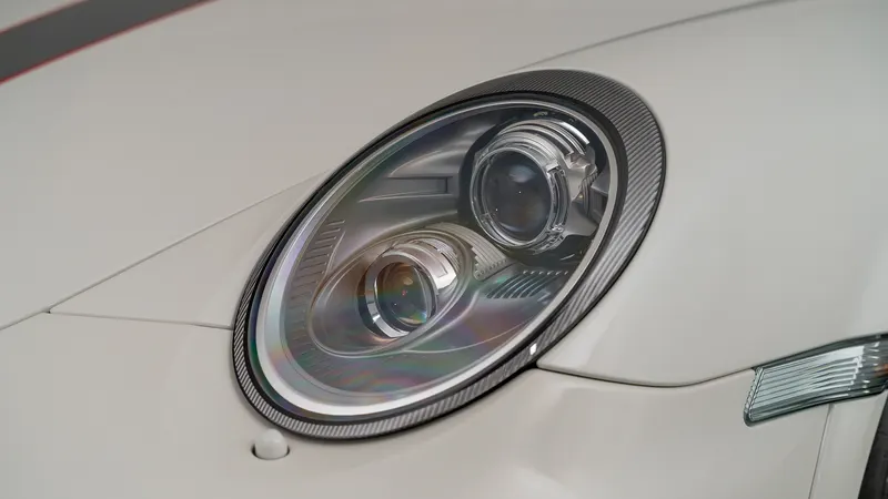 Porsche 911 (997.2) GT3 RS 4.0 11