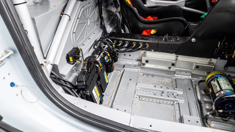 Ferrari 488 GT3 Evo 13