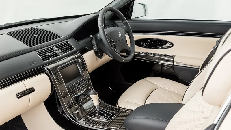 62 S Landaulet RHD 13