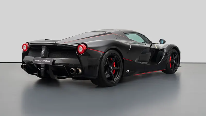 Ferrari LaFerrari Aperta 5