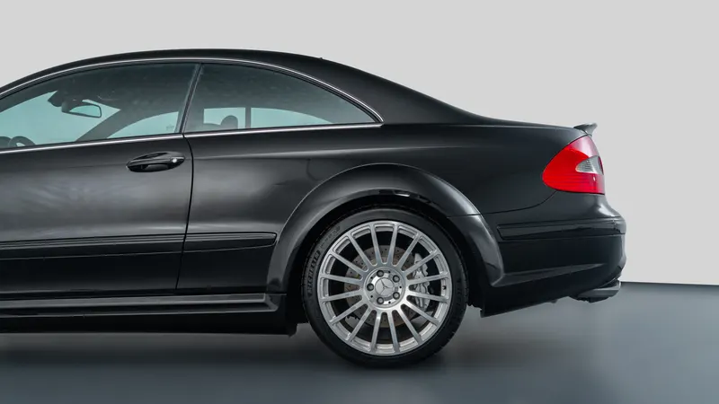 Mercedes-Benz CLK 63 AMG Black Series 9