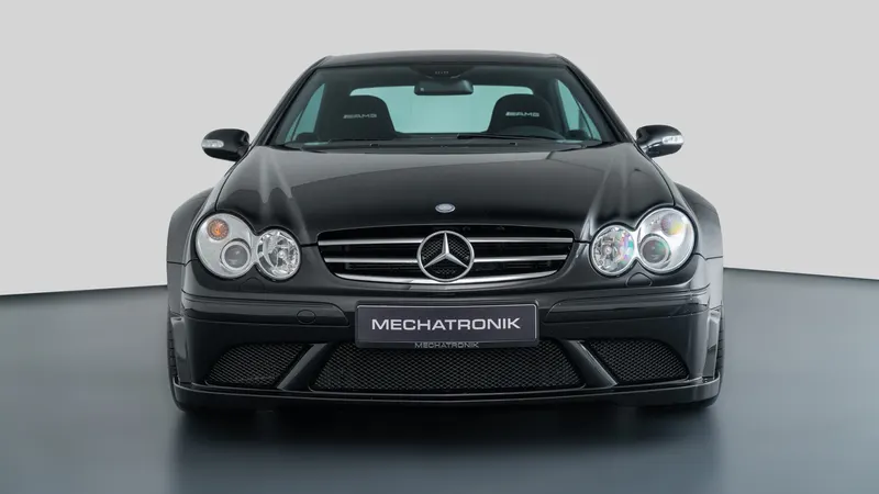 Mercedes-Benz CLK 63 AMG Black Series 6