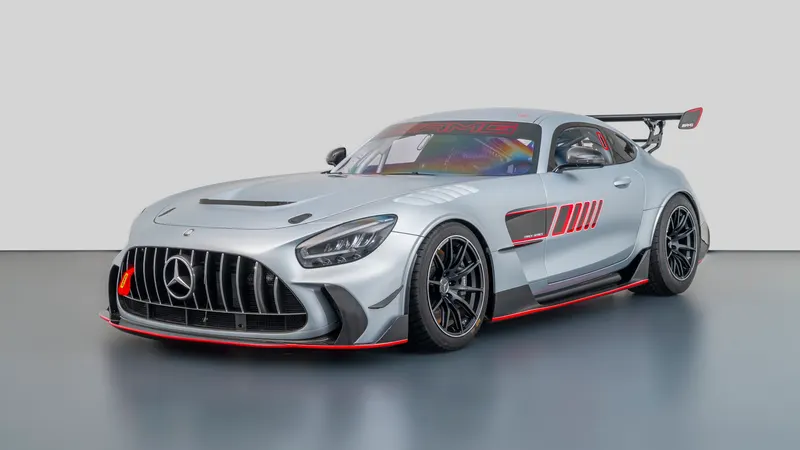 Mercedes-Benz AMG GT Track Series 4