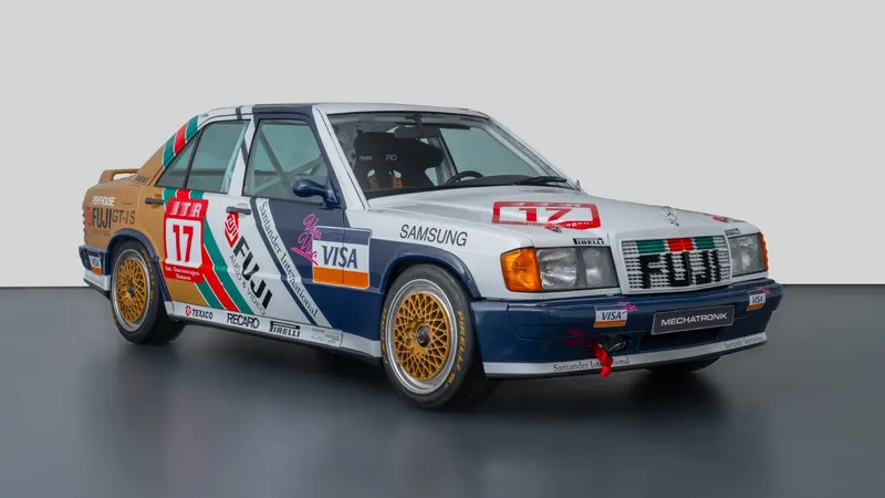 Mercedes-Benz 190 E 2.3-16 DTM 2