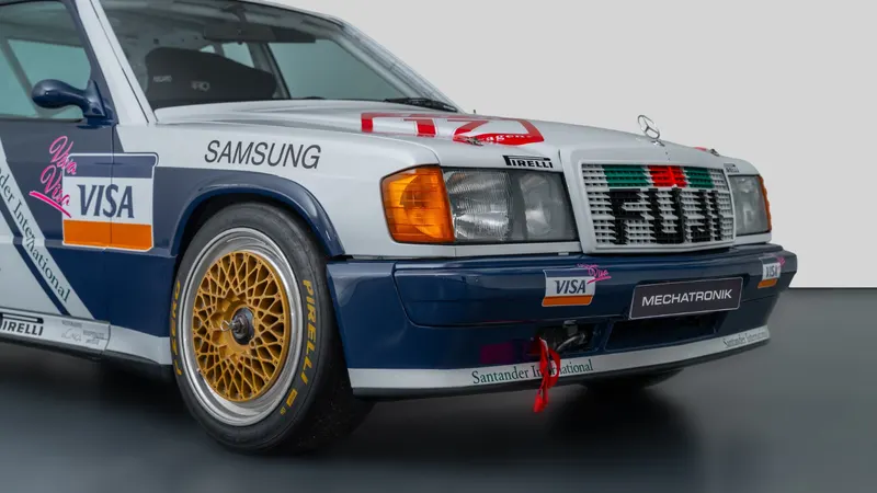 Mercedes-Benz 190 E 2.3-16 DTM 10