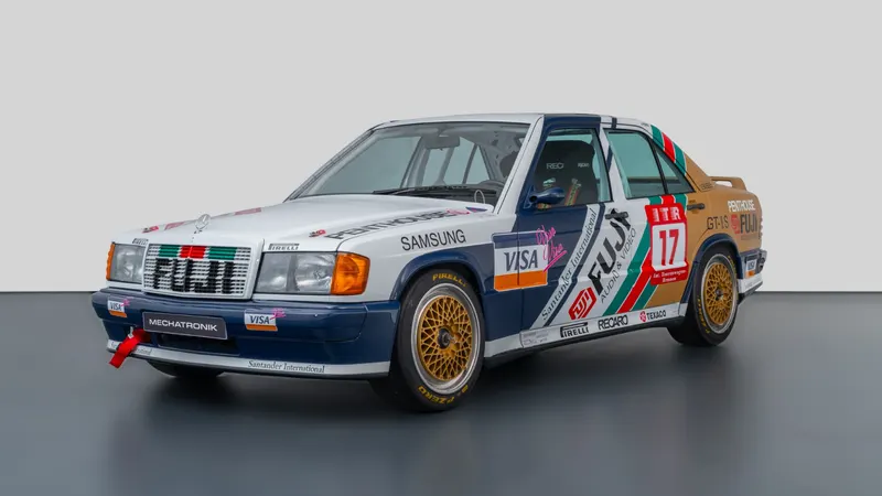 Mercedes-Benz 190 E 2.3-16 DTM 4
