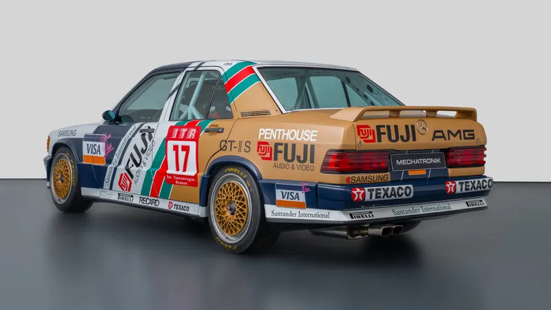 Mercedes-Benz 190 E 2.3-16 DTM 3