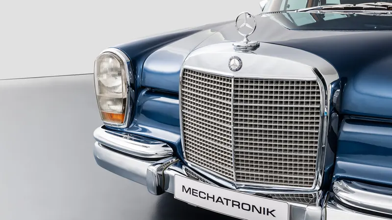 Mercedes-Benz W100 600 SWB 4