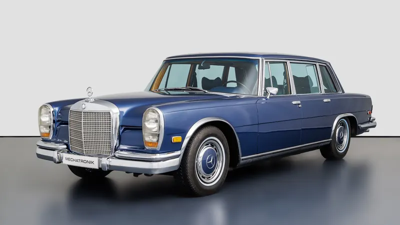Mercedes-Benz W100 600 SWB 9