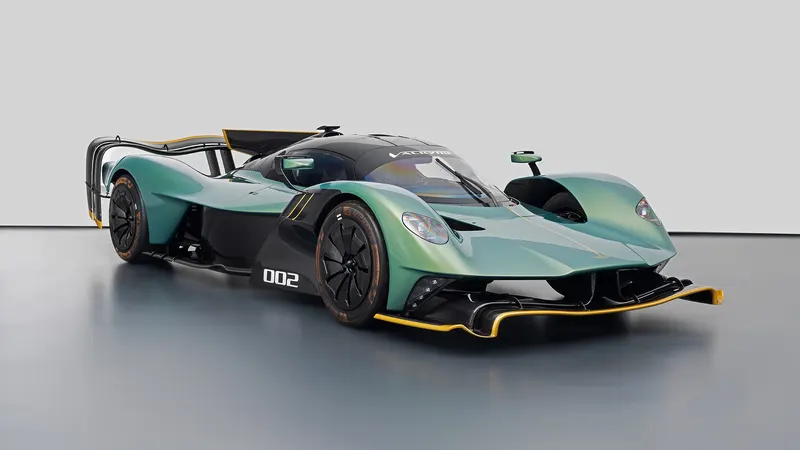 Aston Martin Valkyrie AMR Pro 2