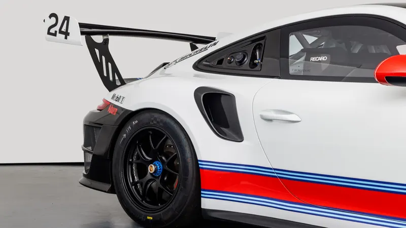 Porsche 911 (991.2) GT2 RS Clubsport 9