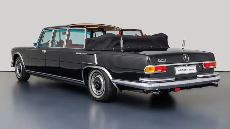 Mercedes-Benz W100 600 Pullman Landaulet 3