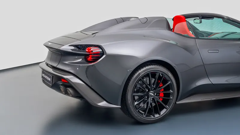 Aston Martin Vanquish Zagato Speedster 11