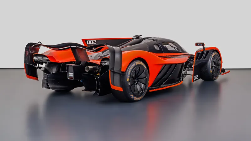 Aston Martin Valkyrie AMR Pro 5