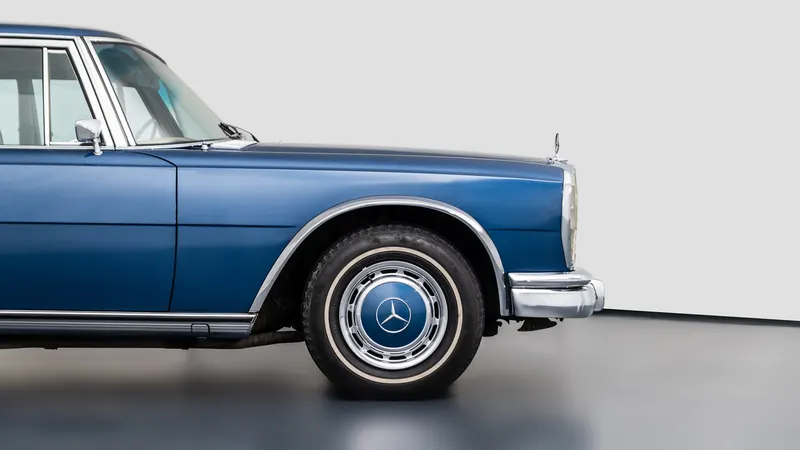 Mercedes-Benz W100 600 SWB 7