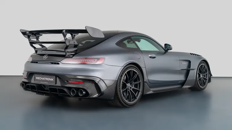 Mercedes-Benz AMG GT Black Series 5
