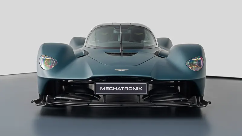 Aston Martin Valkyrie 6