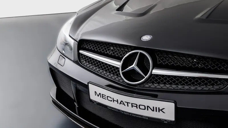 Mercedes-Benz SL 65 Black Series 8
