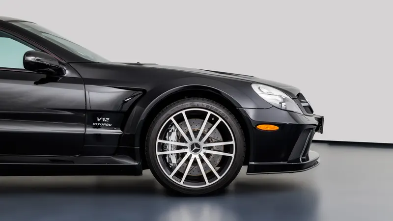 Mercedes-Benz SL 65 Black Series 7