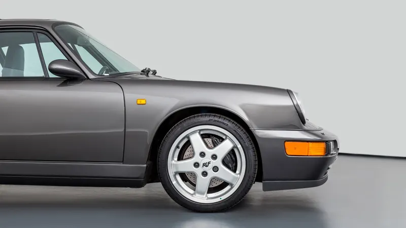 Porsche 911 (964) Carrera 4 RUF BTR 7