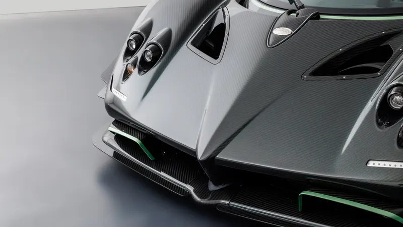 Pagani Zonda Diamante Verde 1of1 11