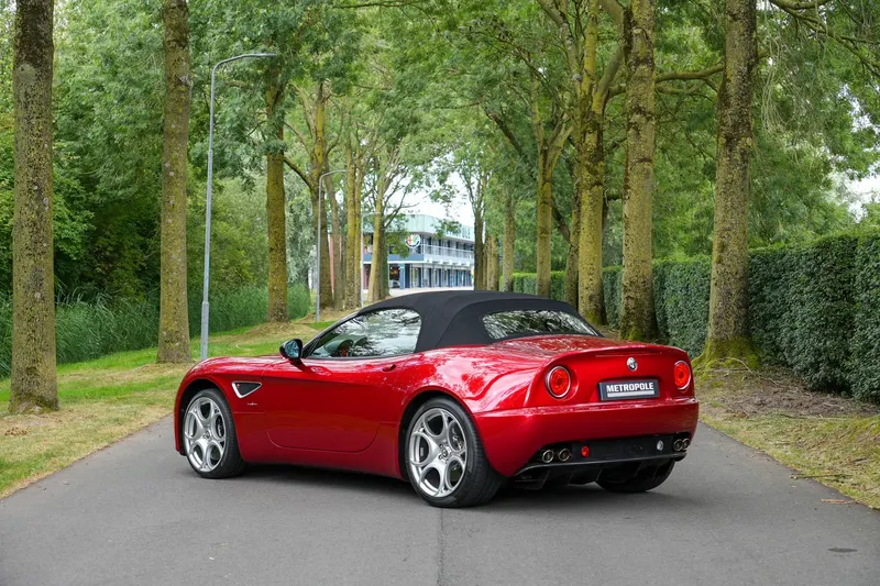 Alfa Romeo 8C Competizione Spider 4.7 V8 8