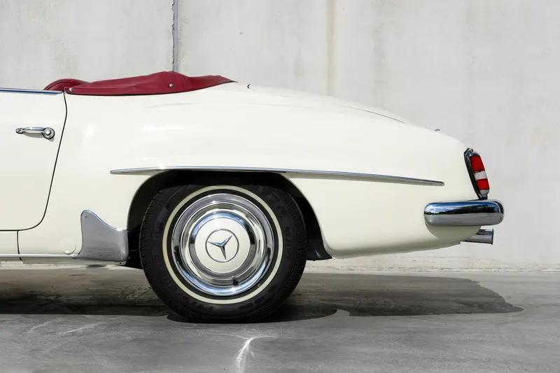 Mercedes-Benz 190SL 6