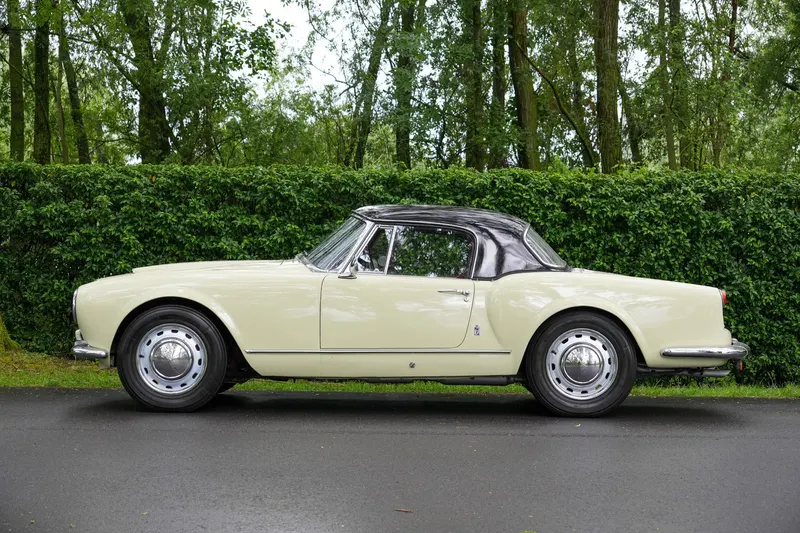 Lancia Aurelia B24 Convertible 7