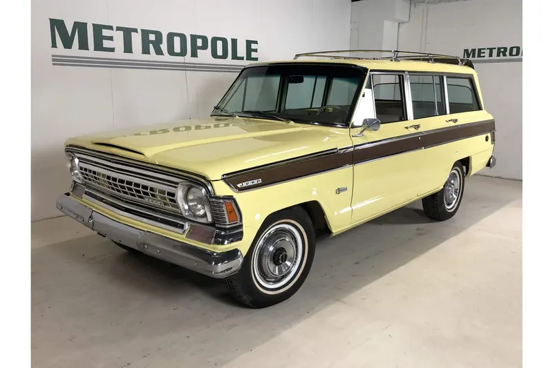 Wagoneer Station 7