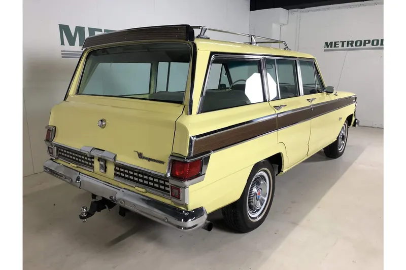 Wagoneer Station 6