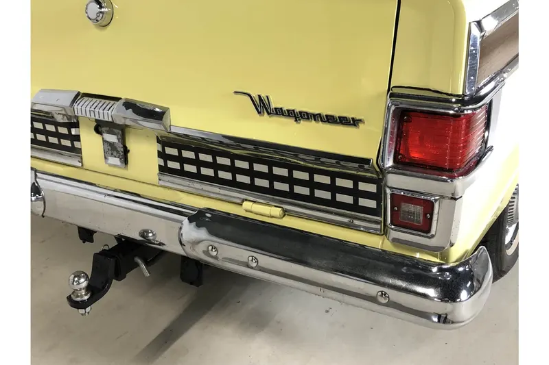 Wagoneer Station 10