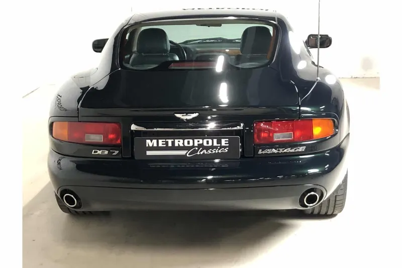 Aston Martin DB7 Vantage V12 13
