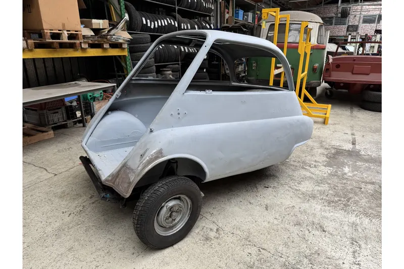 BMW Isetta 2